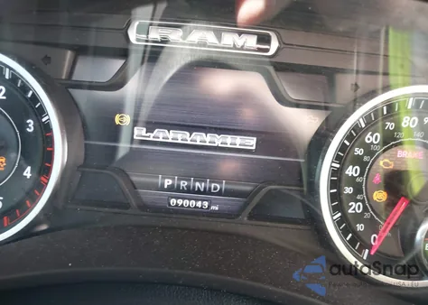 2021 Ram 2500 Laramie 4X4 6'4 Box из США, поврежденный, VIN 3C6UR5FL6MG660395